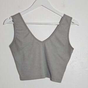 Geay V-Neck Crop Top